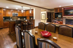 The Ritz-Carlton Club, Two-Bedroom Residence 8415, Ski-in & Ski-out Resort in Aspen Highlands